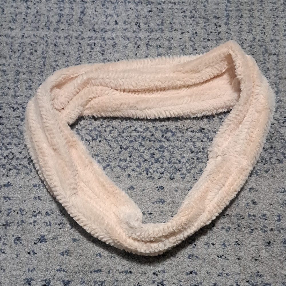 Charlie Paige Soft Cream Headband